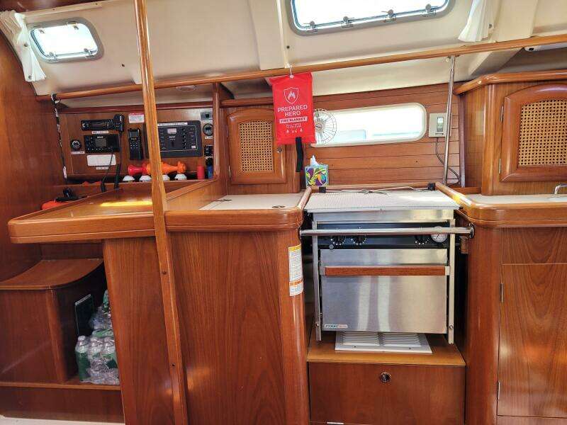 Katerina 35ft Beneteau Yacht For Sale