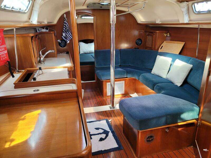 Katerina 35ft Beneteau Yacht For Sale