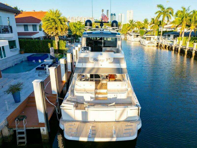 64ft Riviera Yacht For Sale
