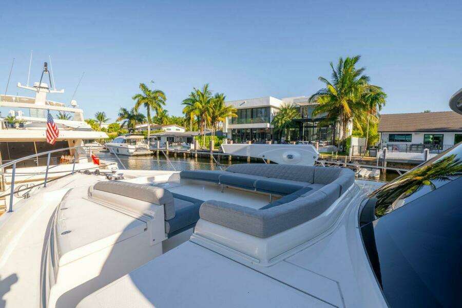 64ft Riviera Yacht For Sale
