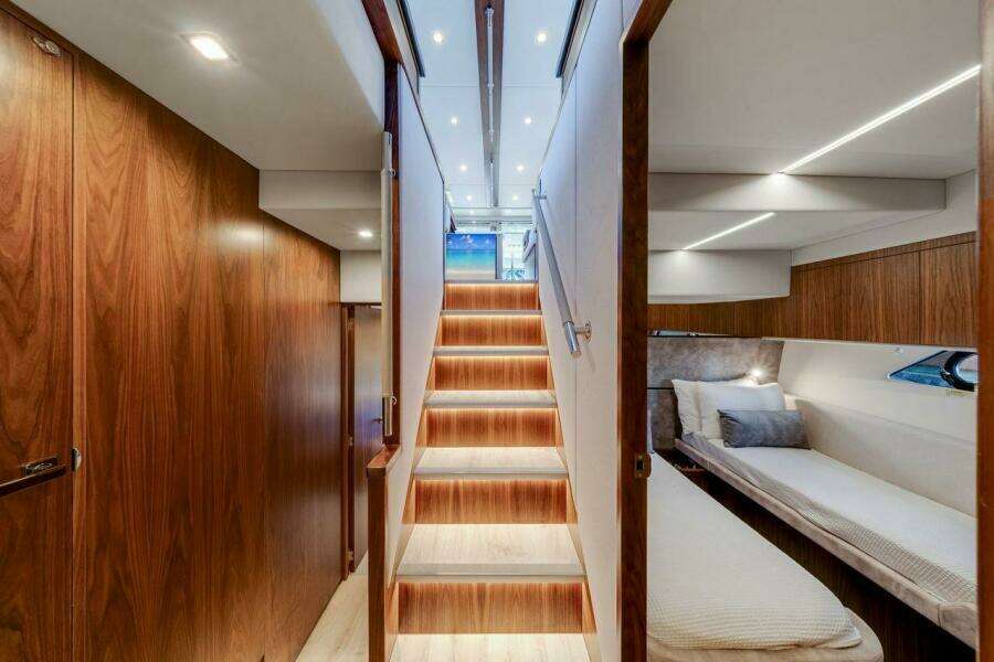 64ft Riviera Yacht For Sale