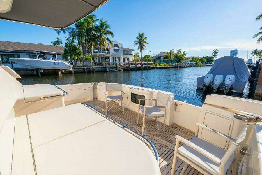 64ft Riviera Yacht For Sale