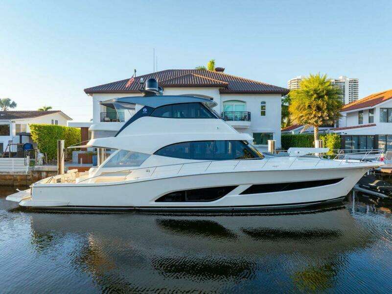 64ft Riviera Yacht For Sale