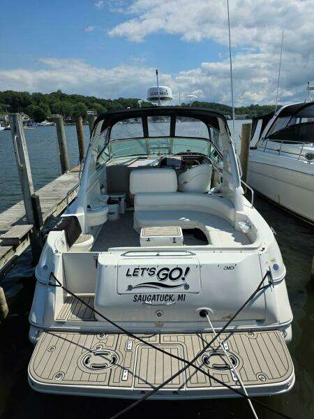 31ft Sea Ray Yacht For Sale