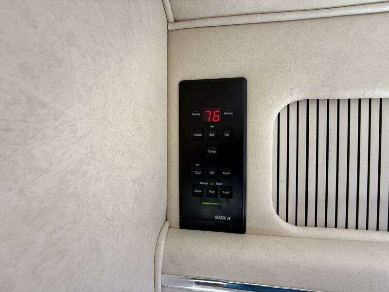 31ft Sea Ray Yacht For Sale