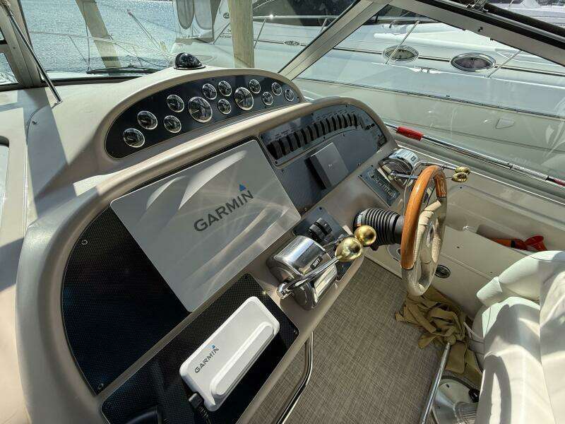 31ft Sea Ray Yacht For Sale