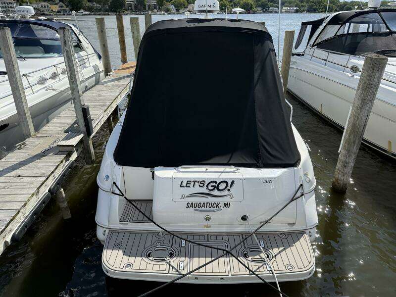 31ft Sea Ray Yacht For Sale