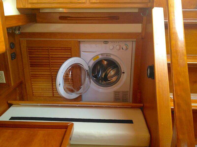Belle Bateau 50ft Gozzard Yacht For Sale
