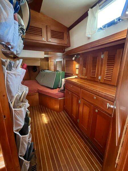 Belle Bateau 50ft Gozzard Yacht For Sale