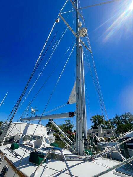 Belle Bateau 50ft Gozzard Yacht For Sale