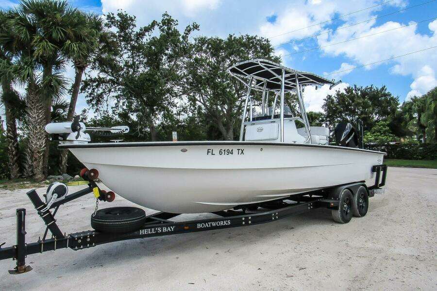 25ft Hell s Bay Yacht For Sale