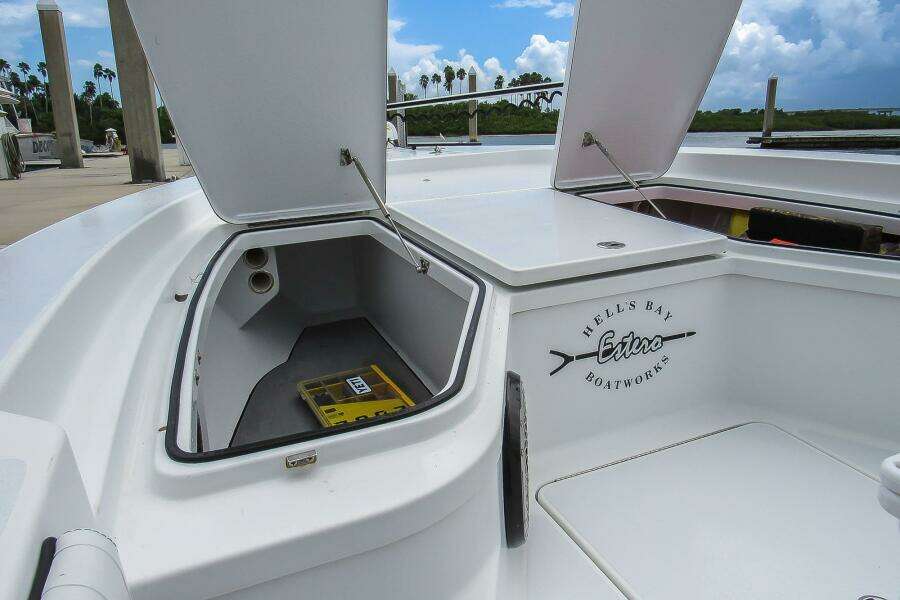 25ft Hell s Bay Yacht For Sale