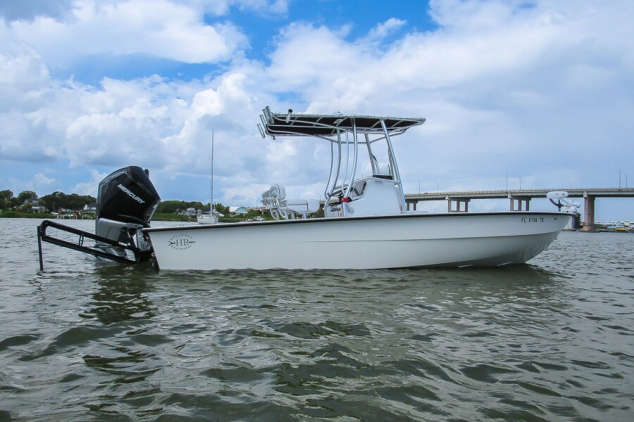 photo of 25' Hell's Bay 25 Estero 2020