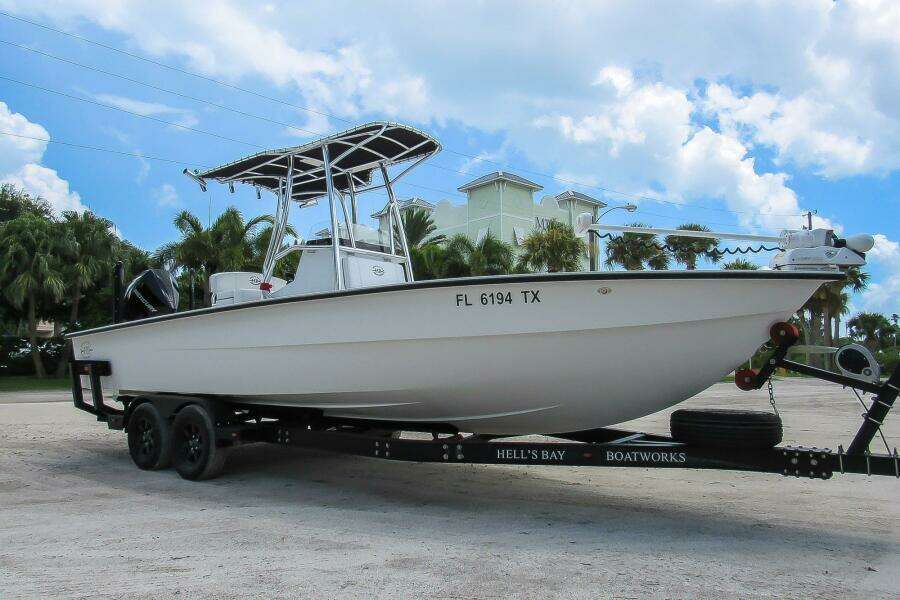 25ft Hell s Bay Yacht For Sale