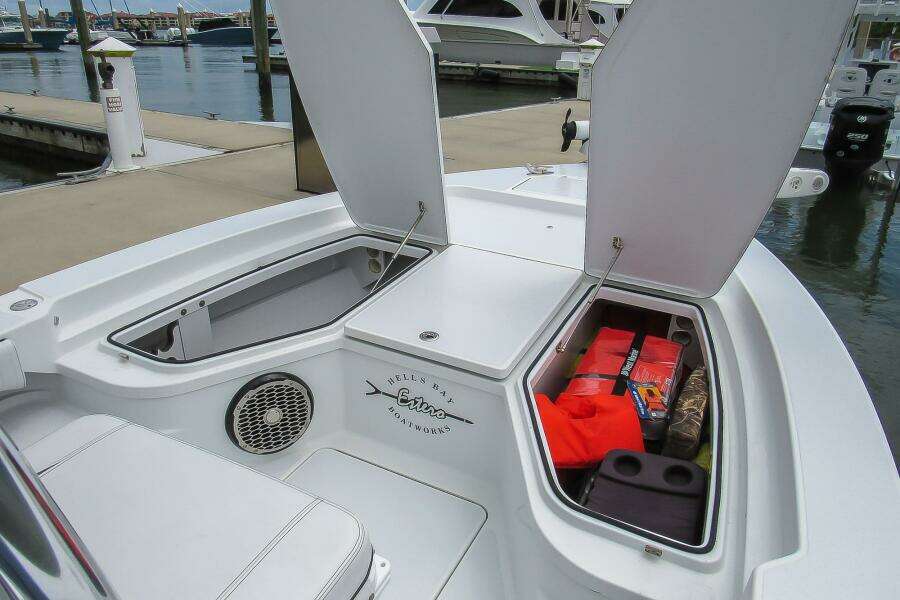 25ft Hell s Bay Yacht For Sale