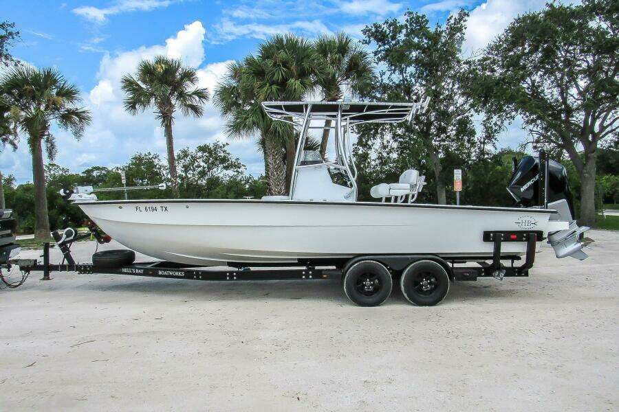 25ft Hell s Bay Yacht For Sale