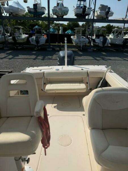 22ft Grady White Yacht For Sale