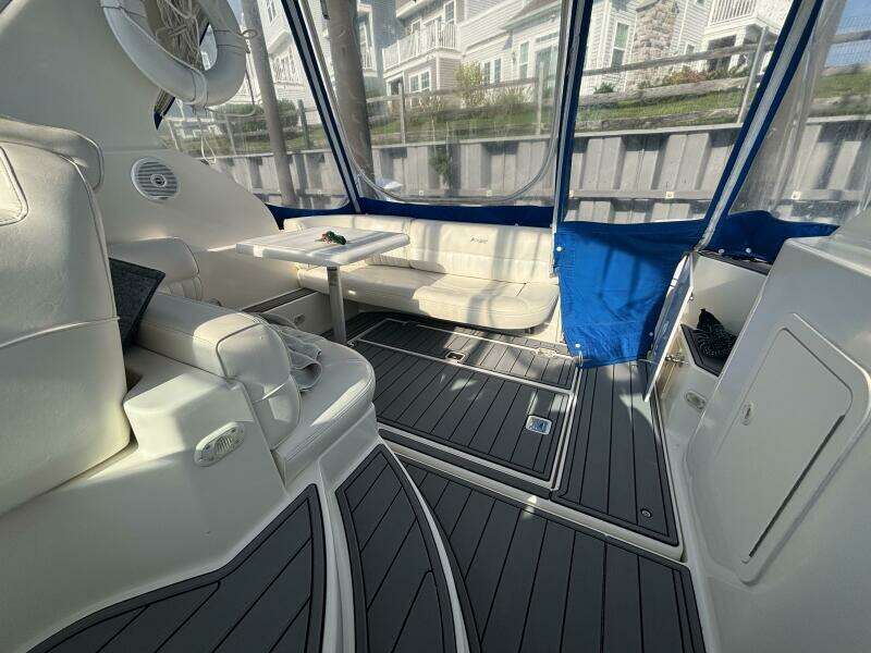 28ft Cruisers Yachts Yacht For Sale