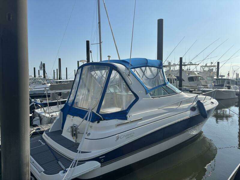 28ft Cruisers Yachts Yacht For Sale