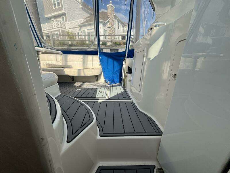 28ft Cruisers Yachts Yacht For Sale