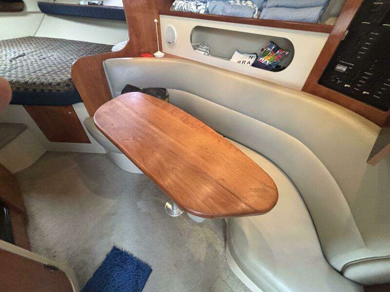 28ft Cruisers Yachts Yacht For Sale