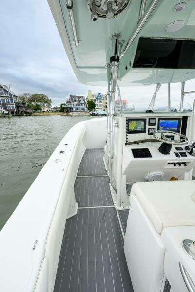 39ft Venture Yacht For Sale