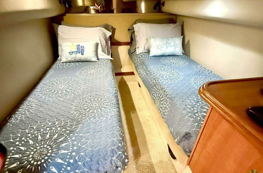 Creme Brulee 42ft Cruisers Yachts Yacht For Sale