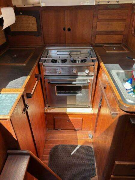 ZONE 34ft Aloha Yacht For Sale