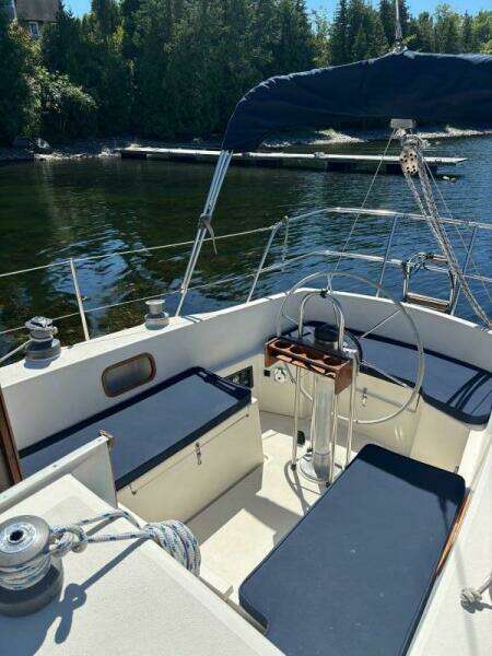 ZONE 34ft Aloha Yacht For Sale