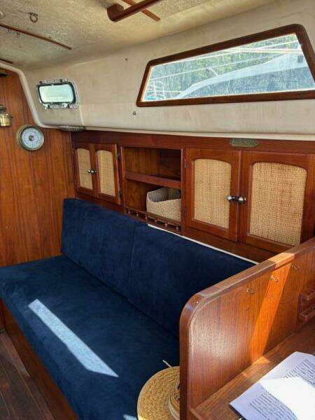 ZONE 34ft Aloha Yacht For Sale