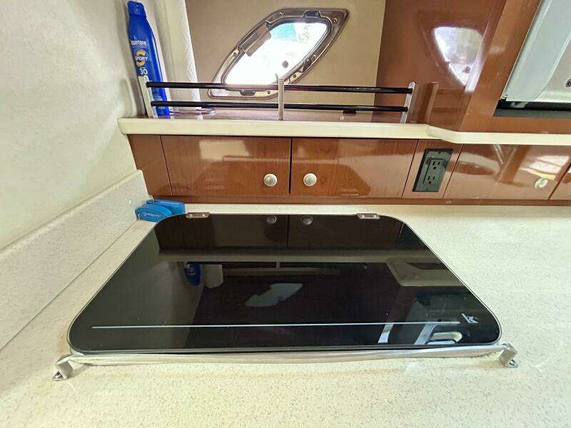 31ft Sea Ray Yacht For Sale