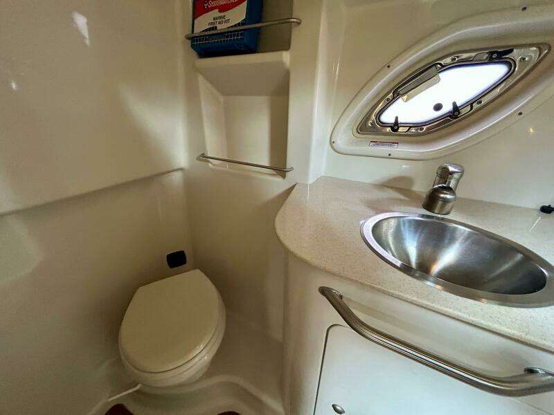 31ft Sea Ray Yacht For Sale