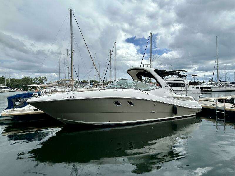 31ft Sea Ray Yacht For Sale