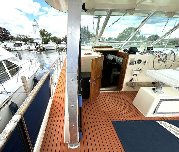 How Soon Is Now  43ft Hatteras Yacht For Sale