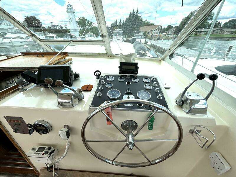 How Soon Is Now  43ft Hatteras Yacht For Sale