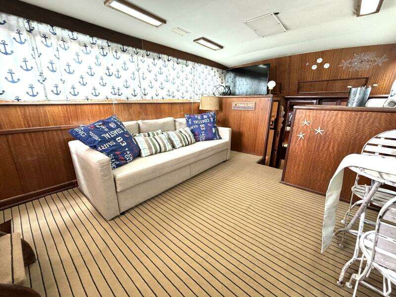 How Soon Is Now  43ft Hatteras Yacht For Sale