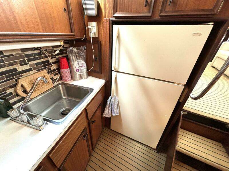 How Soon Is Now  43ft Hatteras Yacht For Sale