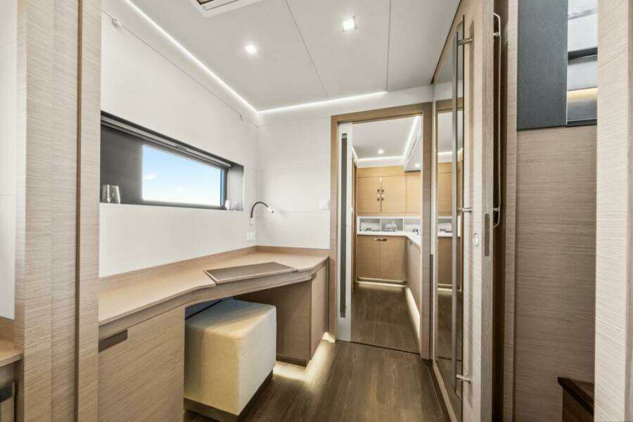 ONENESS 67ft Fountaine Pajot Yacht For Sale