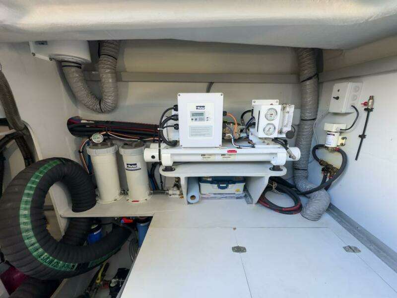 ONENESS 67ft Fountaine Pajot Yacht For Sale