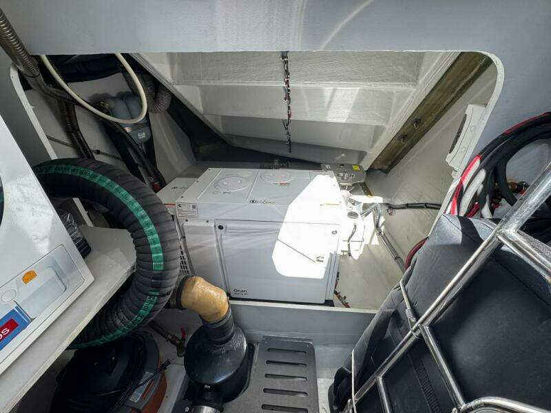 ONENESS 67ft Fountaine Pajot Yacht For Sale