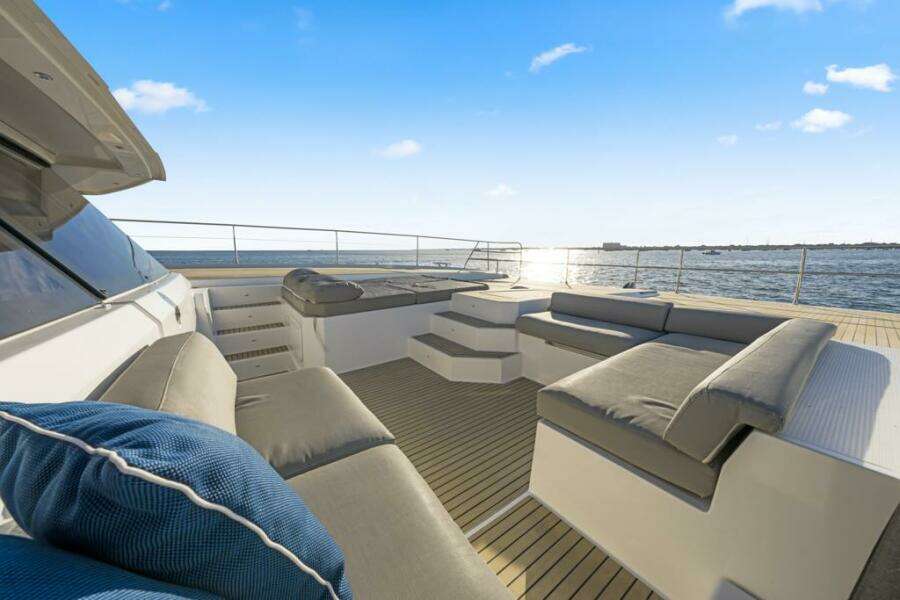 ONENESS 67ft Fountaine Pajot Yacht For Sale