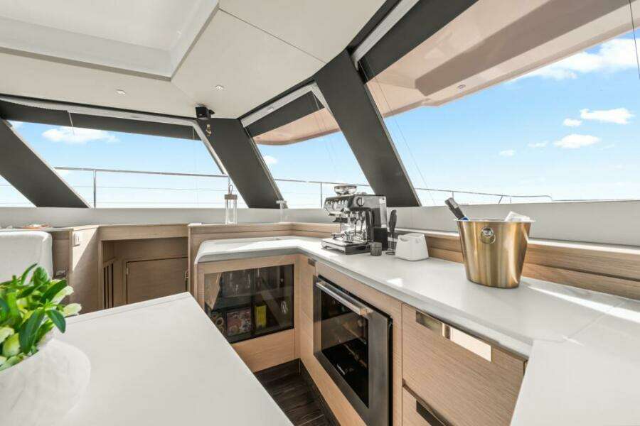 ONENESS 67ft Fountaine Pajot Yacht For Sale