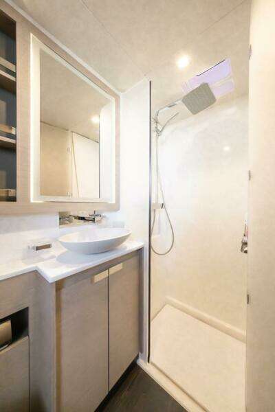 ONENESS 67ft Fountaine Pajot Yacht For Sale