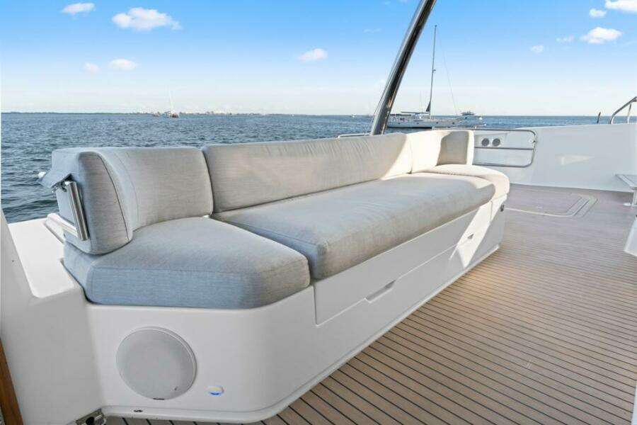 ONENESS 67ft Fountaine Pajot Yacht For Sale