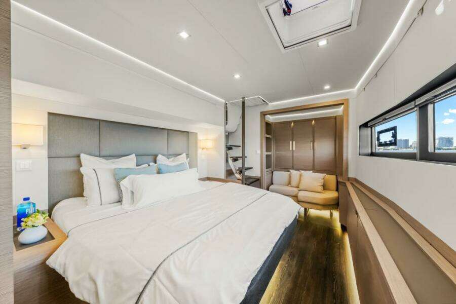 ONENESS 67ft Fountaine Pajot Yacht For Sale
