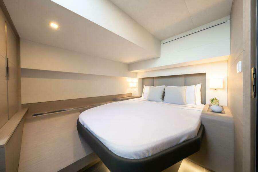 ONENESS 67ft Fountaine Pajot Yacht For Sale