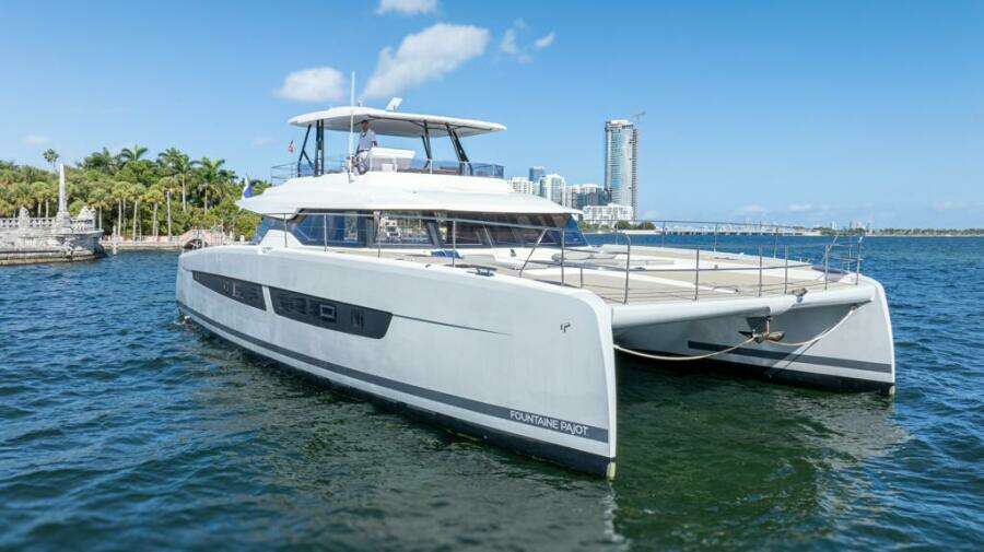 ONENESS 67ft Fountaine Pajot Yacht For Sale