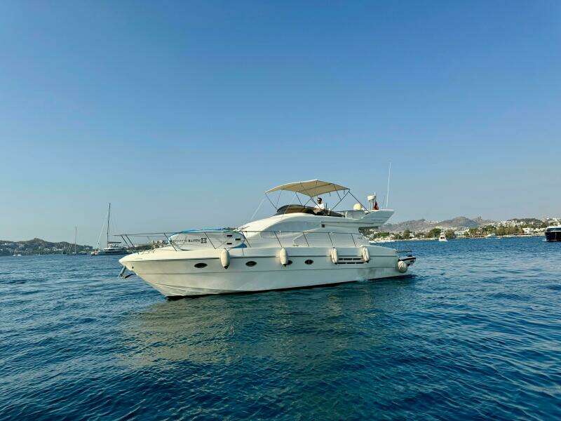 AZIMUT 46 48ft Azimut Yacht For Sale