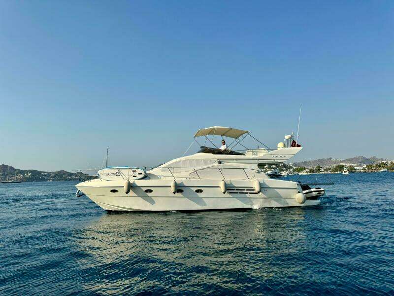 AZIMUT 46 48ft Azimut Yacht For Sale