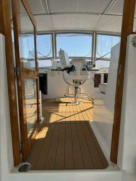 Andiamo 43ft Marine Trader Yacht For Sale